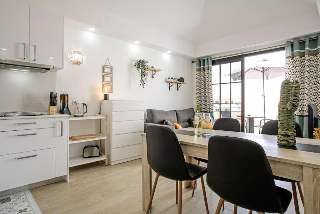 Royal Suite Diamantes I With Ac Los Cristianos  Exterior photo