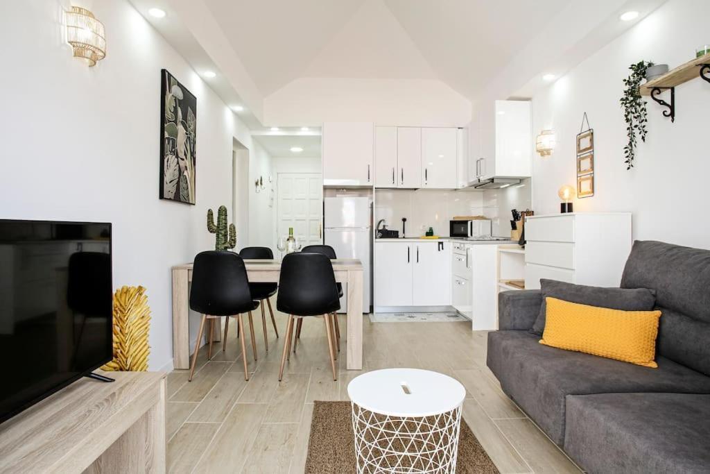 Royal Suite Diamantes I With Ac Los Cristianos  Exterior photo