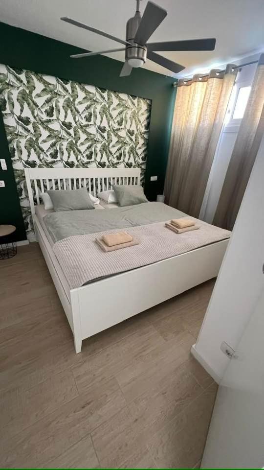 Royal Suite Diamantes I With Ac Los Cristianos  Exterior photo